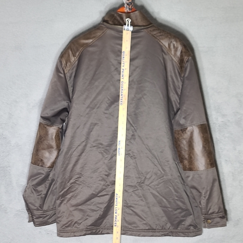 Legendary Whitetails Lodge Berber Lined  Jacket - Picture 9 of 10